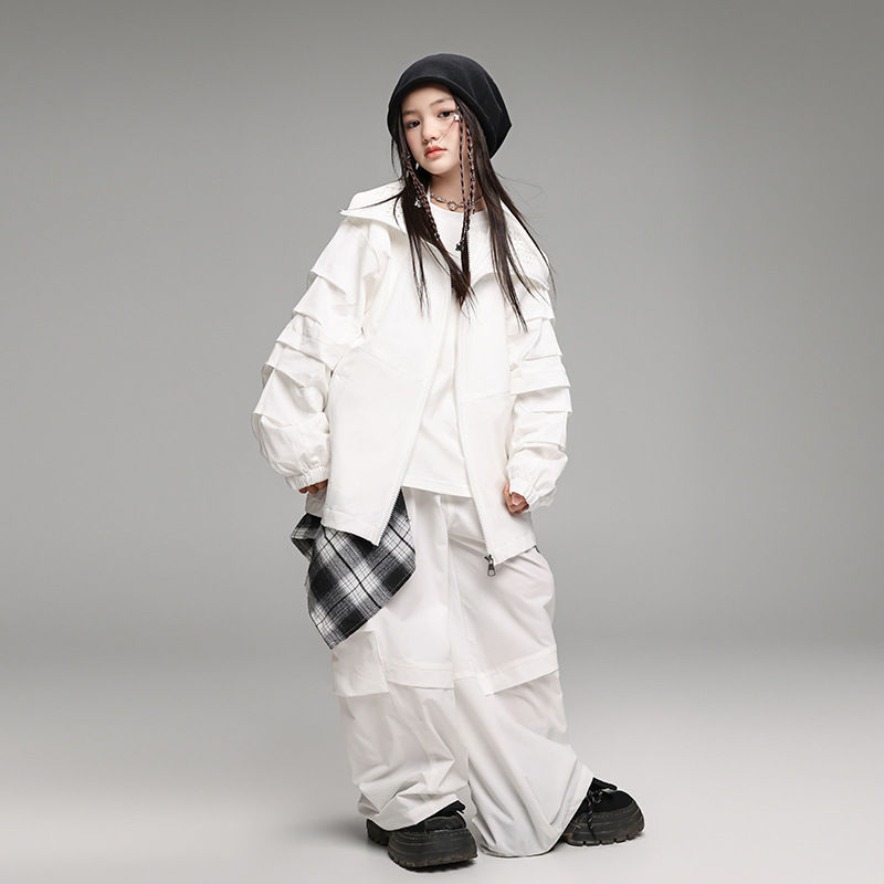 街のダンスの子供のファッション服の男女の子供のゆったりしたファッションのブランドは街のジャケットの子供のhiphopヒップホップのクールでかっこいい演出の服装を揚げます 街のダンスの子供のファッション服の男女の子供のゆったりしたファッションのブランドは街のジャケットの子供のhiphopヒップホップのクールでかっこいい演出の服装を揚げます