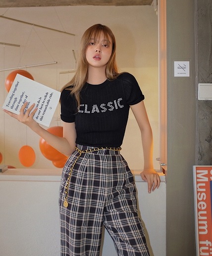 トップス Tシャツ ミディアム丈 袖あり 半袖 ラウンドネック スリム ストレート ニット かわいい カジュアル おしゃれ かっこいい こなれ感 ラフ キュート ルーズ クール 主役級 レタープリント トップス Tシャツ ミディアム丈 袖あり 半袖 ラウンドネック スリム ストレート ニット かわいい カジュアル おしゃれ かっこいい こなれ感 ラフ キュート ルーズ クール 主役級 レタープリント