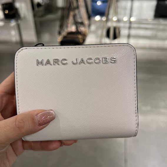 即発 正規品 USA直送 アウトレット レディース 二つ折り財布4S5SMP004S02/4S5SMP005S01/4R3SMP034S01/4S4SMP009S02/4S4SMP002S02 即発 正規品 USA直送 アウトレット レディース 二つ折り財布4S5SMP004S02/4S5SMP005S01/4R3SMP034S01/4S4SMP009S02/4S4SMP002S02