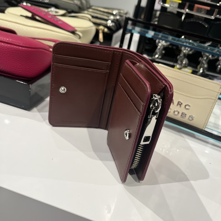 即発 正規品 USA直送 アウトレット レディース 二つ折り財布4S5SMP004S02/4S5SMP005S01/4R3SMP034S01/4S4SMP009S02/4S4SMP002S02 即発 正規品 USA直送 アウトレット レディース 二つ折り財布4S5SMP004S02/4S5SMP005S01/4R3SMP034S01/4S4SMP009S02/4S4SMP002S02