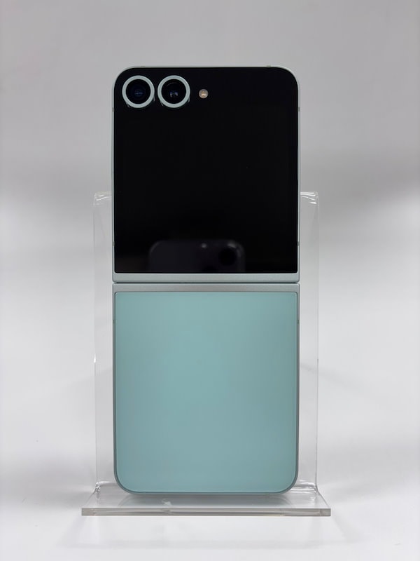 Qoo10] Galaxy Z Flip 6 美品 SIMフリー S