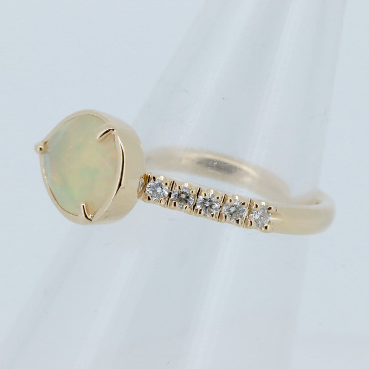 ヴェレッタオッターヴァ コメットオパール リング 指輪 0.30ct 15号 K18YG(18金 イエローゴールド) 質屋出品 ヴェレッタオッターヴァ コメットオパール リング 指輪 0.30ct 15号 K18YG(18金 イエローゴールド) 質屋出品