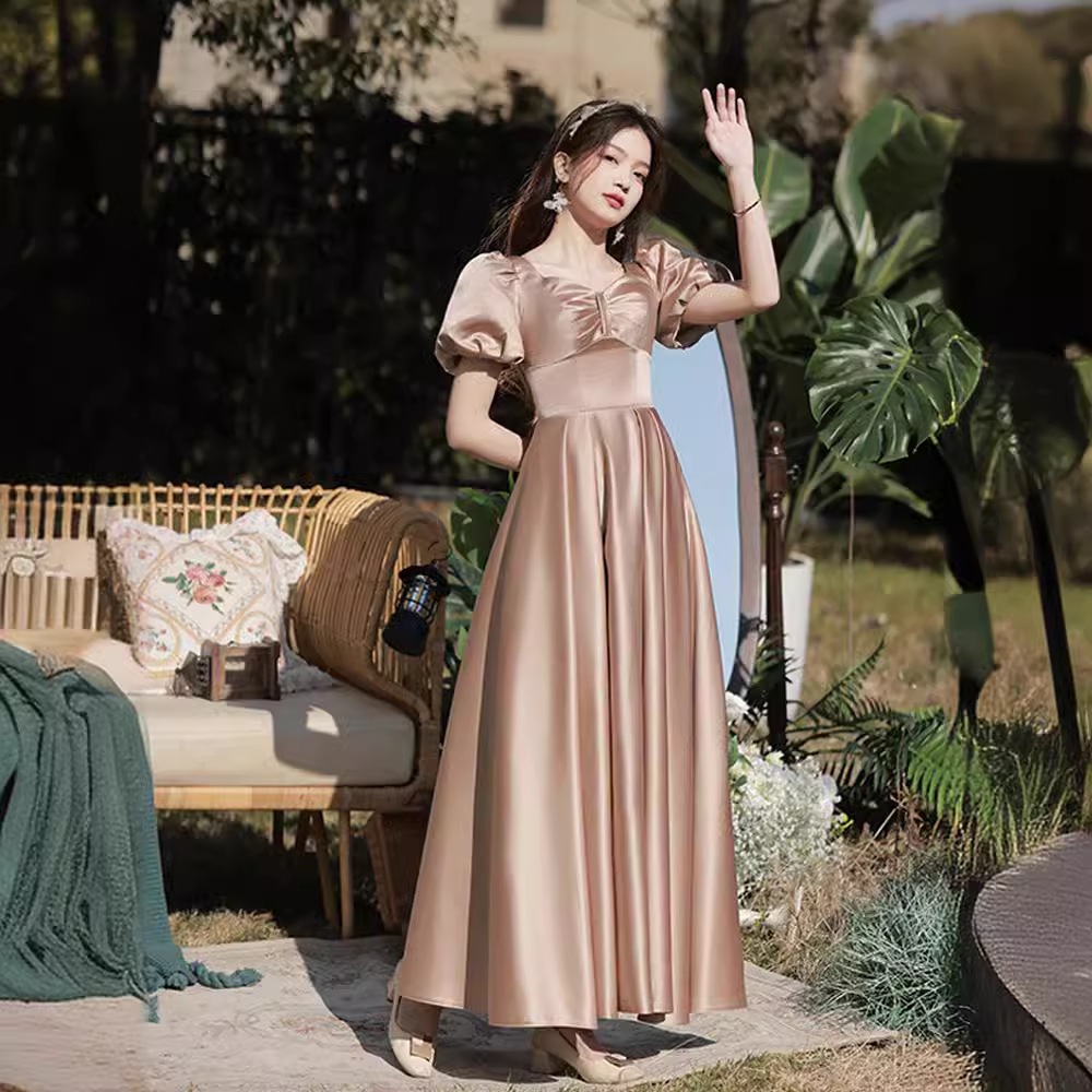 ブリスマイドドレス秋と冬のサテン女性の気質のためのハイエンドドレス結婚式の姉妹グループの親友ドレス ブリスマイドドレス秋と冬のサテン女性の気質のためのハイエンドドレス結婚式の姉妹グループの親友ドレス