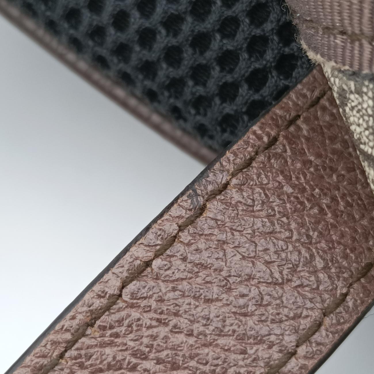 オフィディア三匹のこぶたマルチカラーPVCコーティングキャンバス552884I027883538中古 オフィディア三匹のこぶたマルチカラーPVCコーティングキャンバス552884I027883538中古