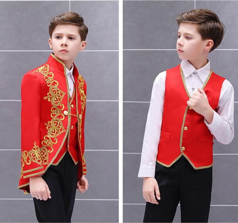 子供演出服 刺繍ハロウイン 欧米王子様服 ジャケット＋ベスト＋パンツ3点セット 子供演出服 貴族服装ステージ衣装 ダンス衣装 舞台衣装 男の子 スーツ 男児 子供服 ピアノ 発表会 卒業式 演出服　演