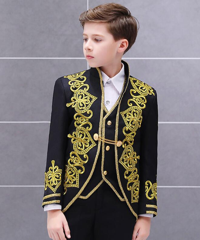 子供演出服 刺繍ハロウイン 欧米王子様服 ジャケット＋ベスト＋パンツ3点セット 子供演出服 貴族服装ステージ衣装 ダンス衣装 舞台衣装 男の子 スーツ 男児 子供服 ピアノ 発表会 卒業式 演出服　演
