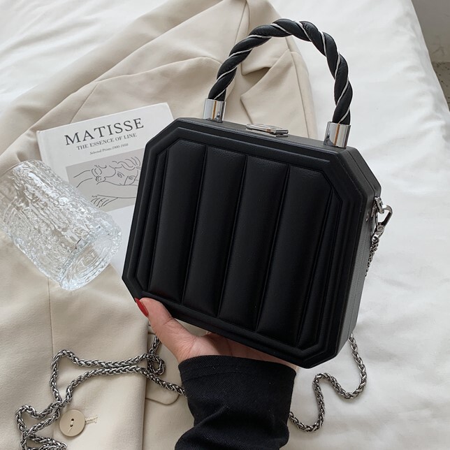 バッグ レディースバッグ ショルダーバック レディース財布 斜め掛け コンパクト 高見え 大人可愛い きれいめ シンプル 上品 おしゃれ かっこいい レトロ 大人女子 こなれ感 ラブリー キュート バッグ レディースバッグ ショルダーバック レディース財布 斜め掛け コンパクト 高見え 大人可愛い きれいめ シンプル 上品 おしゃれ かっこいい レトロ 大人女子 こなれ感 ラブリー キュート