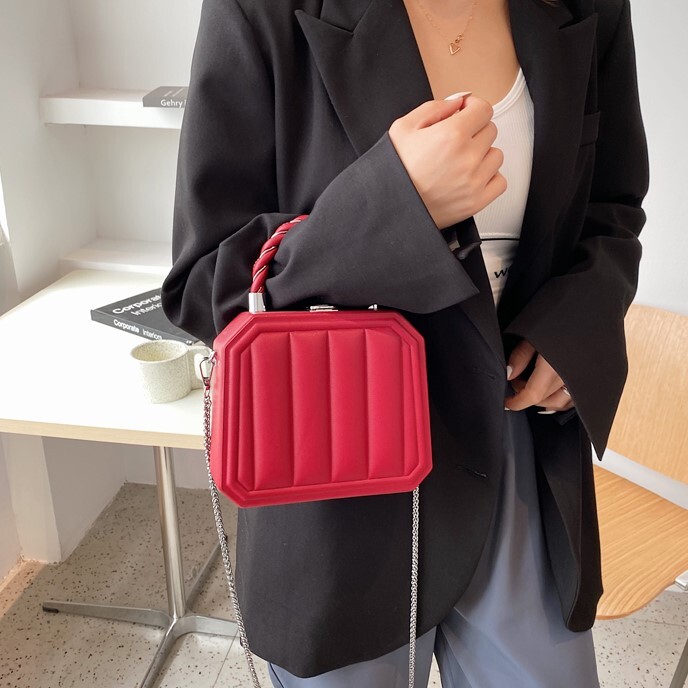 バッグ レディースバッグ ショルダーバック レディース財布 斜め掛け コンパクト 高見え 大人可愛い きれいめ シンプル 上品 おしゃれ かっこいい レトロ 大人女子 こなれ感 ラブリー キュート バッグ レディースバッグ ショルダーバック レディース財布 斜め掛け コンパクト 高見え 大人可愛い きれいめ シンプル 上品 おしゃれ かっこいい レトロ 大人女子 こなれ感 ラブリー キュート