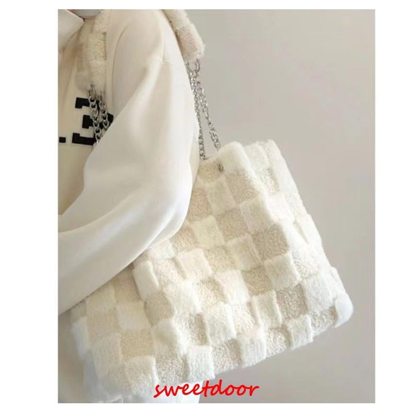 ファーバッグ 秋冬 もこもこバッグ レディース フェークファートートバッグ ハンドバッグ 冬もこもこ ふわふわ 大容量 ボア 可愛い ファッション ファーバッグ 秋冬 もこもこバッグ レディース フェークファートートバッグ ハンドバッグ 冬もこもこ ふわふわ 大容量 ボア 可愛い ファッション