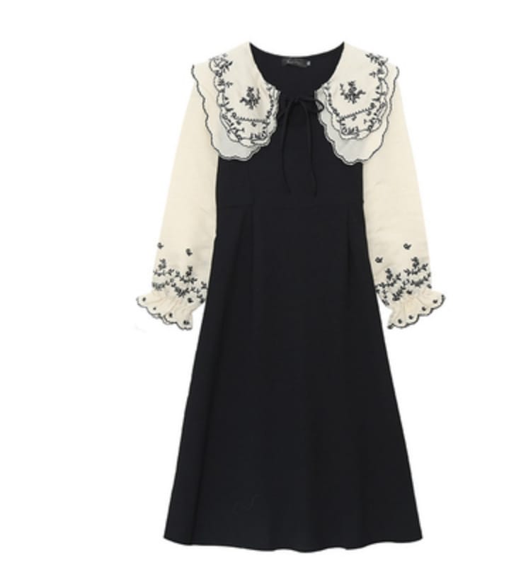 ワンピース デート フレアワンピース ミモレ ミモレ丈 袖あり 長袖 かわいい 大人可愛い きれいめ シンプル カジュアル 大人 上品 おしゃれ お洒落 主役級 存在感 春 秋 10代 20代 30代