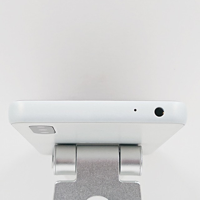 Xperia Ace II SO-41B ドコモ ホワイト 送料無料 本体 c09142 Xperia Ace II SO-41B ドコモ ホワイト 送料無料 本体 c09142