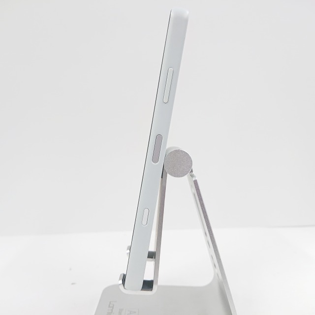 Xperia Ace II SO-41B ドコモ ホワイト 送料無料 本体 c09142 Xperia Ace II SO-41B ドコモ ホワイト 送料無料 本体 c09142