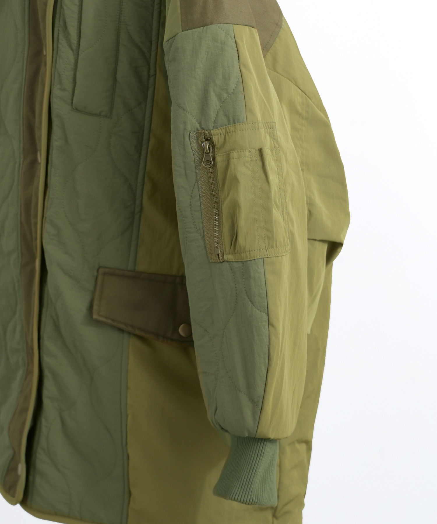 ヴィンテージ風パッチワーク中綿コート ダウンコート ダウンジャケット ブルゾン ハーフコート 防寒対策 カジュアル ガーリー フェミニン 韓国ファッション オーバーサイズ ゆったり 大きめ 通勤 通学 ヴィンテージ風パッチワーク中綿コート ダウンコート ダウンジャケット ブルゾン ハーフコート 防寒対策 カジュアル ガーリー フェミニン 韓国ファッション オーバーサイズ ゆったり 大きめ 通勤 通学