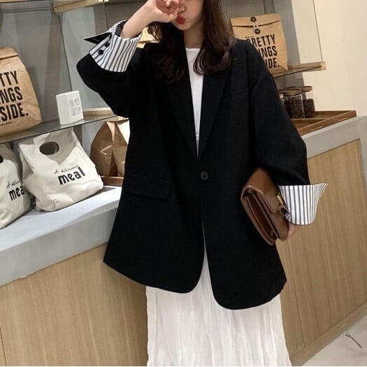 レディース ジャケット 上着 テーラードジャケット 羽織り アウター オーバーサイズ スーツ ラペルネック ストライプ インスタ映え 可愛い かわいい 韓国 かっこいい カジュアル 大人 上品 lou レディース ジャケット 上着 テーラードジャケット 羽織り アウター オーバーサイズ スーツ ラペルネック ストライプ インスタ映え 可愛い かわいい 韓国 かっこいい カジュアル 大人 上品 lou