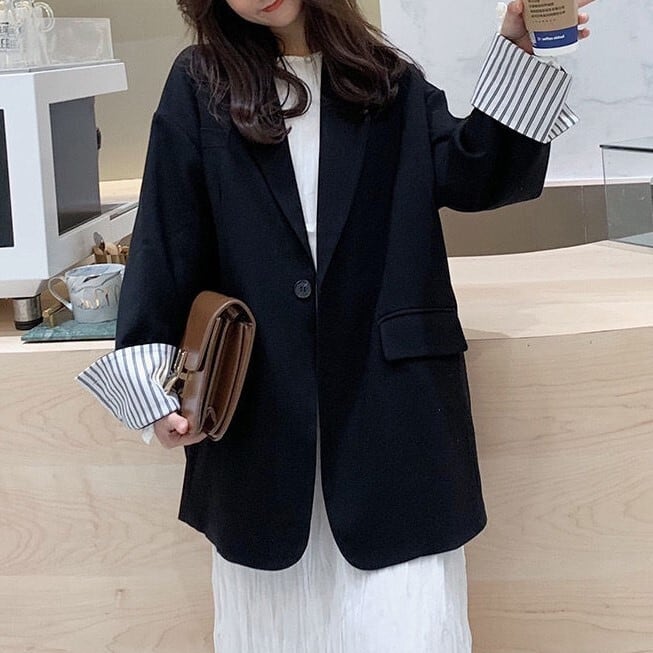 レディース ジャケット 上着 テーラードジャケット 羽織り アウター オーバーサイズ スーツ ラペルネック ストライプ インスタ映え 可愛い かわいい 韓国 かっこいい カジュアル 大人 上品 lou レディース ジャケット 上着 テーラードジャケット 羽織り アウター オーバーサイズ スーツ ラペルネック ストライプ インスタ映え 可愛い かわいい 韓国 かっこいい カジュアル 大人 上品 lou