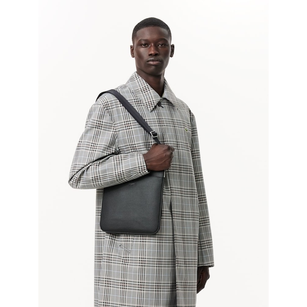 ラコステメンズシャンタコフラットクロスボディバッグ NH2815C54N 000 Q2NNH2815C54N000 ラコステメンズシャンタコフラットクロスボディバッグ NH2815C54N 000 Q2NNH2815C54N000