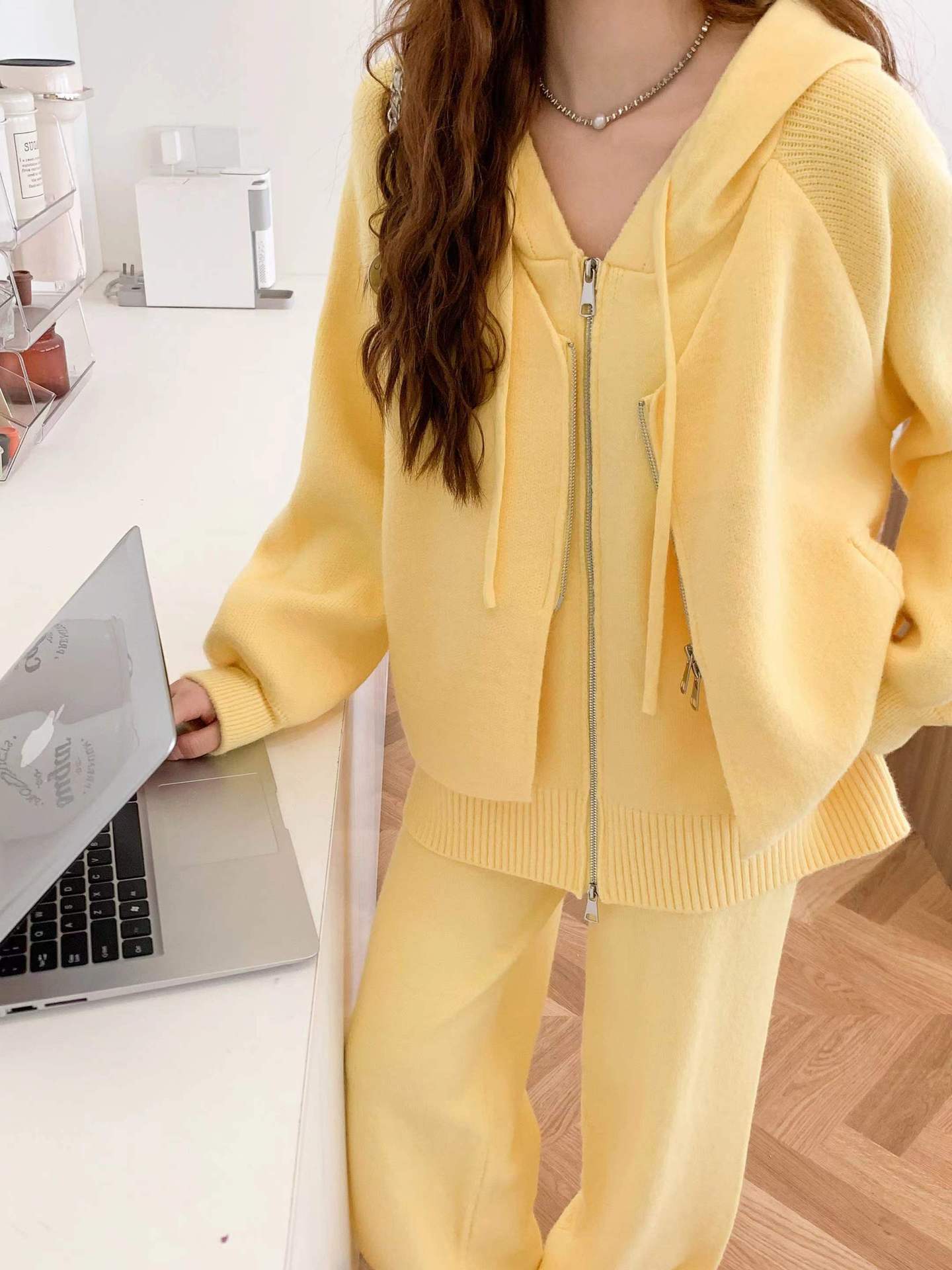 パンツロングパンツファッションカジュアル越境セーターセット女性秋冬ガードル洋気ニットコートワイドパンツ2点セット