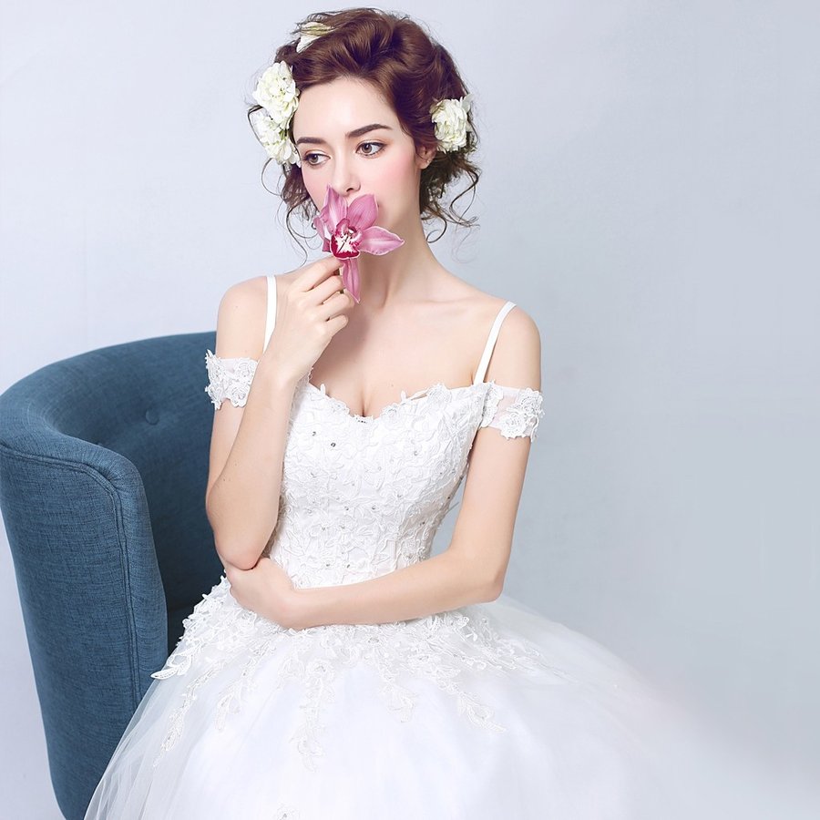 ウエディングドレス 安い 二次会 ウェディングドレス 結婚式 プリンセスライン エンパイア 花嫁 披露宴 ロングドレス ブライダル 白 姫系