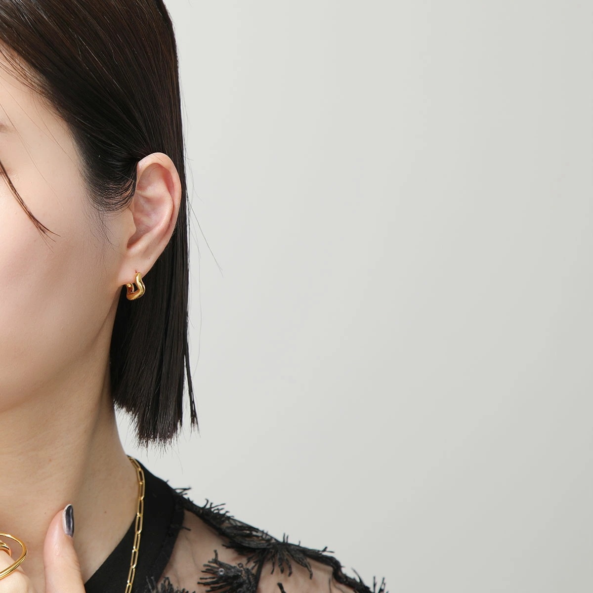 Charlotte Chesnais シャルロットシェネ ピアス BOUCLES DOREILLES PETIT WAVE 21BO104VER レディース フープピアス アクセサリー VERMEIL Charlotte Chesnais シャルロットシェネ ピアス BOUCLES DOREILLES PETIT WAVE 21BO104VER レディース フープピアス アクセサリー VERMEIL