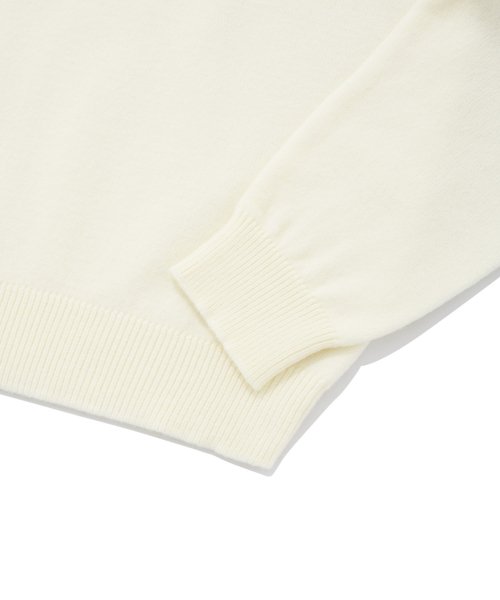 ウーマン クロップ C ロゴ タートルネック ニット CO2204KT76 ウーマン クロップ C ロゴ タートルネック ニット CO2204KT76