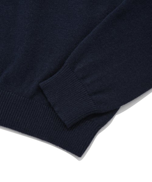 ウーマン クロップ C ロゴ タートルネック ニット CO2204KT76 ウーマン クロップ C ロゴ タートルネック ニット CO2204KT76