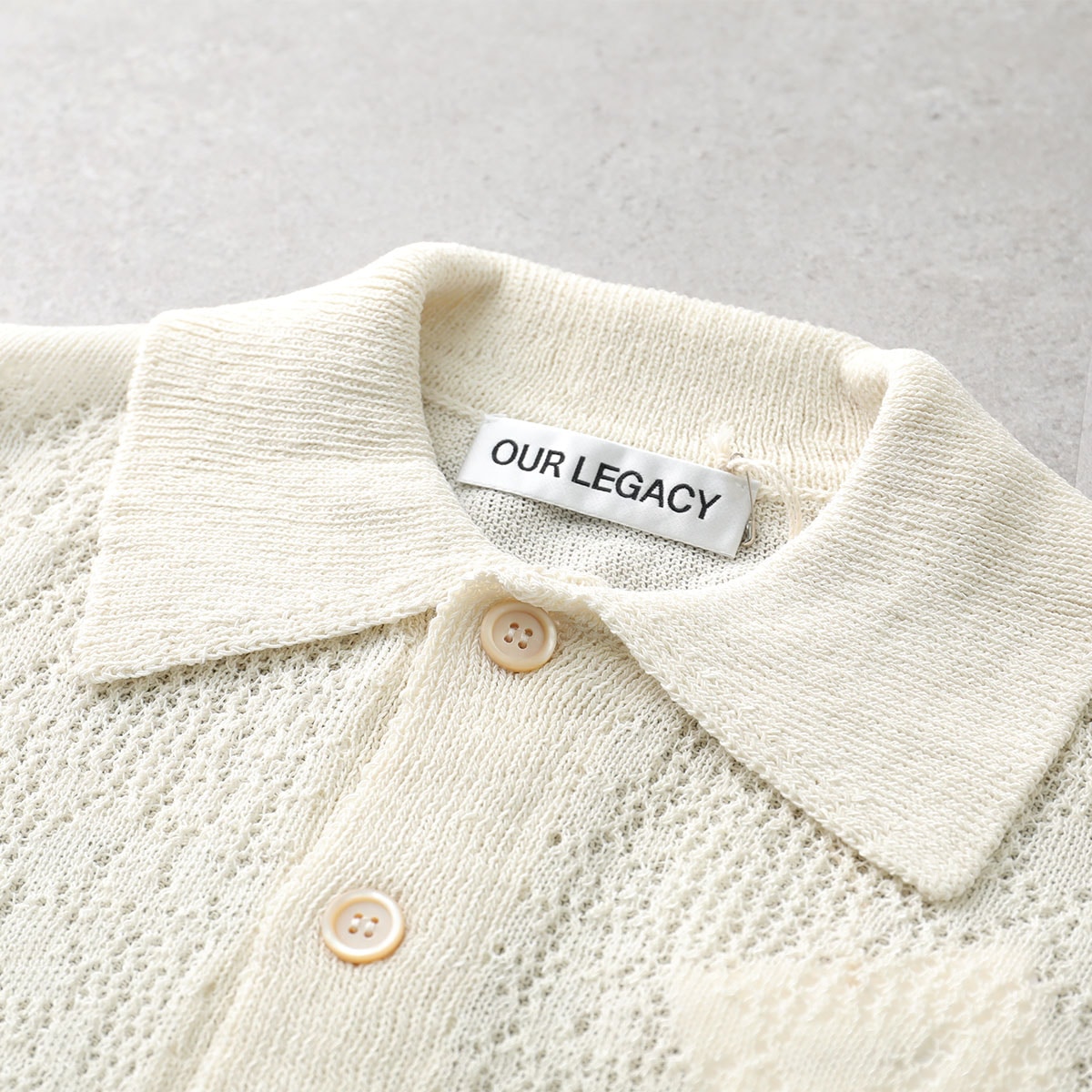 OUR LEGACY アワーレガシー ニット BIG PIQUET M4243BWFメンズ レース セーター ウールブレンド ポロカラー 長袖 WHITE-FLORAL-POINTILLE OUR LEGACY アワーレガシー ニット BIG PIQUET M4243BWFメンズ レース セーター ウールブレンド ポロカラー 長袖 WHITE-FLORAL-POINTILLE