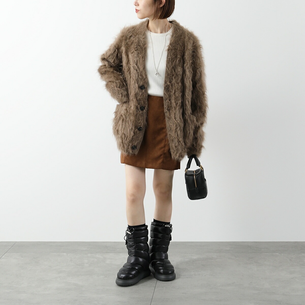 MONCLER モンクレール ブーツ GAIA POCKET MID ガイア ポケット ミッド 4H00120 M2707 レディース ダウン入り アイコンパッ MONCLER モンクレール ブーツ GAIA POCKET MID ガイア ポケット ミッド 4H00120 M2707 レディース ダウン入り アイコンパッ