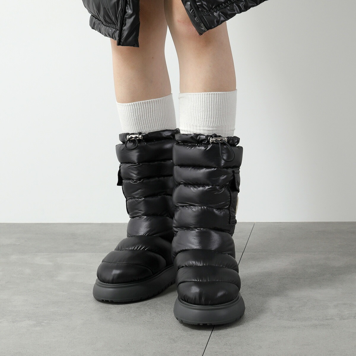 MONCLER モンクレール ブーツ GAIA POCKET MID ガイア ポケット ミッド 4H00120 M2707 レディース ダウン入り アイコンパッ MONCLER モンクレール ブーツ GAIA POCKET MID ガイア ポケット ミッド 4H00120 M2707 レディース ダウン入り アイコンパッ