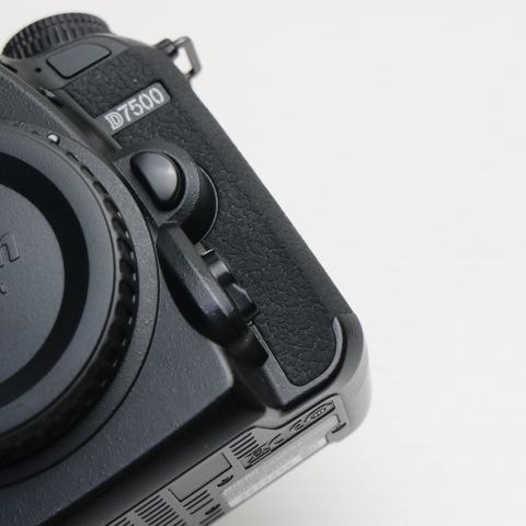 美品 D7500 ボディ ブラック 一眼レフ Nikon 183 美品 D7500 ボディ ブラック 一眼レフ Nikon 183