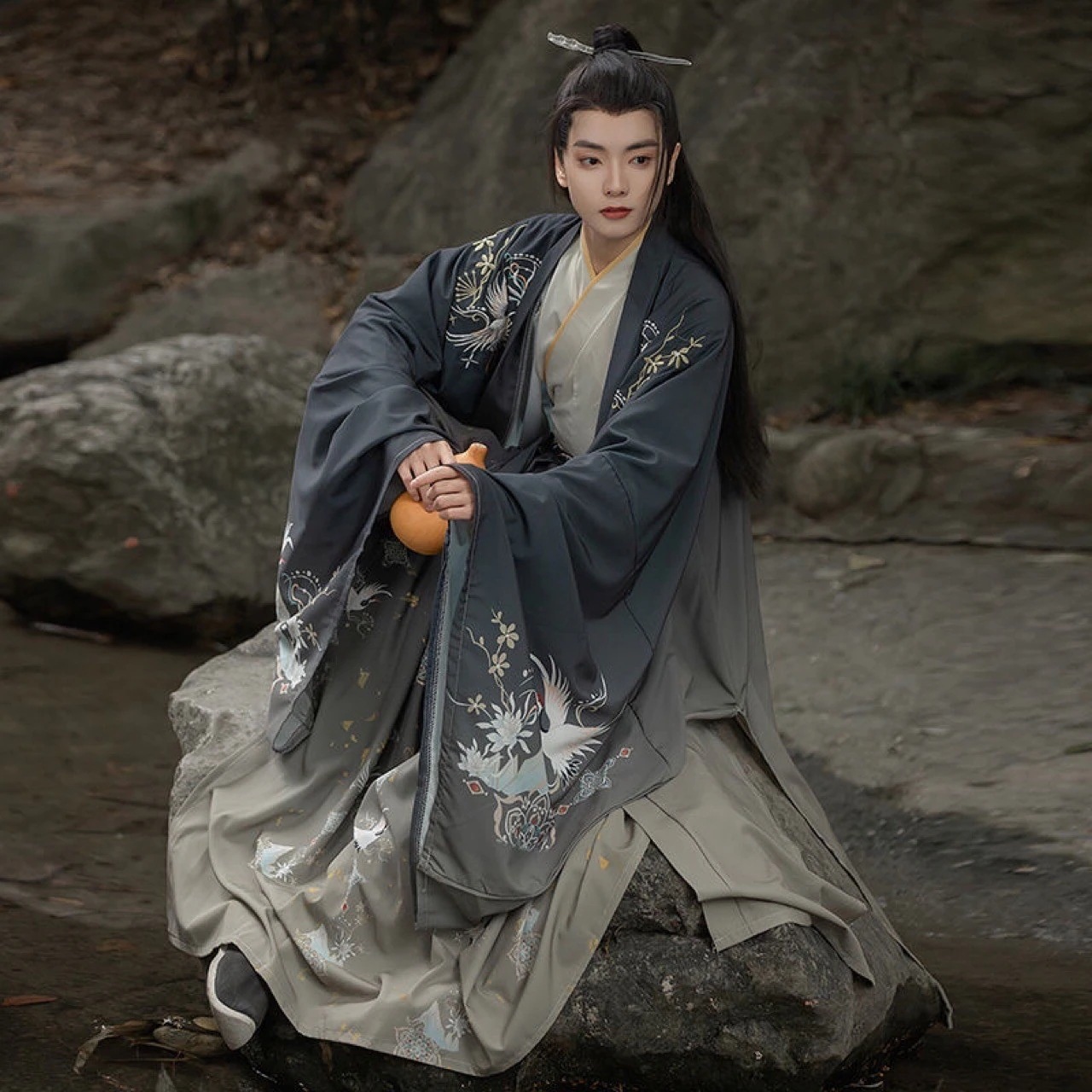 新しい漢服彼と鶴の腰の長さの魏進スタイルの古代の衣装の大きな袖のシャツとプリントと刺繍のスーツのカップル 2 色の韓服30%までに制限