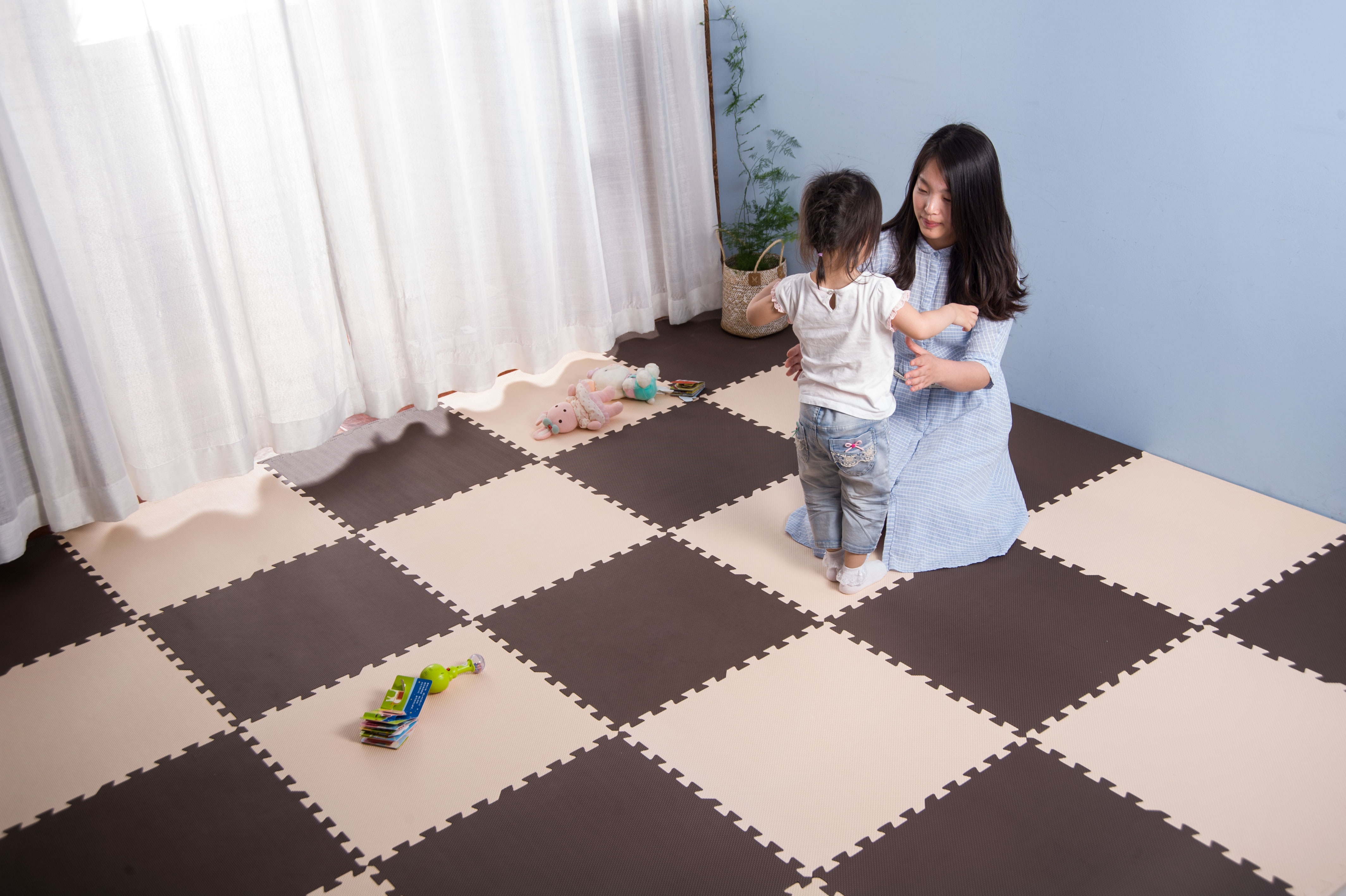 ジョイントマット 大判60cm 3畳 16枚 厚手 2cm おしゃれ EVA高品質 防音断熱 安心のノンホル 転倒防止 サイドパーツ付き【ブラウンベージュ】 ジョイントマット 大判60cm 3畳 16枚 厚手 2cm おしゃれ EVA高品質 防音断熱 安心のノンホル 転倒防止 サイドパーツ付き【ブラウンベージュ】