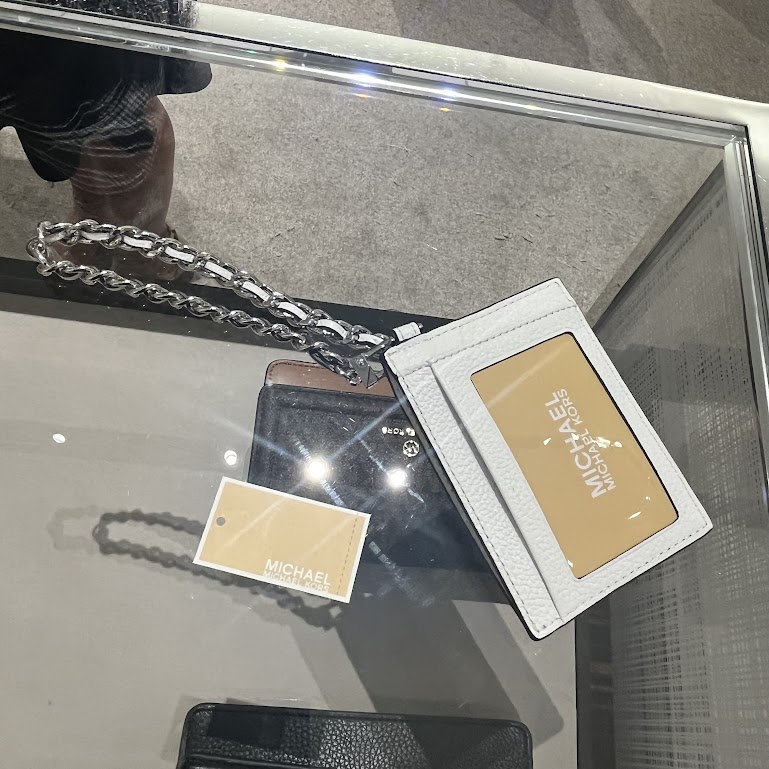 即発 正規品 USA直送 アウトレット ID チェーン カードホルダー スモール 32F2ST9D5L/36S3LCOF3L 即発 正規品 USA直送 アウトレット ID チェーン カードホルダー スモール 32F2ST9D5L/36S3LCOF3L