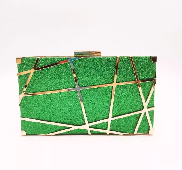 バッグ カバン レディース ショルダー 斜めがけ 肩がけ 手持ち パーティー クラッチ スクエア 四角 チェーン 硬い ハード ロック式 PU 大人可愛い きれいめ 上品 お洒落 かっこいい こなれ感 バッグ カバン レディース ショルダー 斜めがけ 肩がけ 手持ち パーティー クラッチ スクエア 四角 チェーン 硬い ハード ロック式 PU 大人可愛い きれいめ 上品 お洒落 かっこいい こなれ感