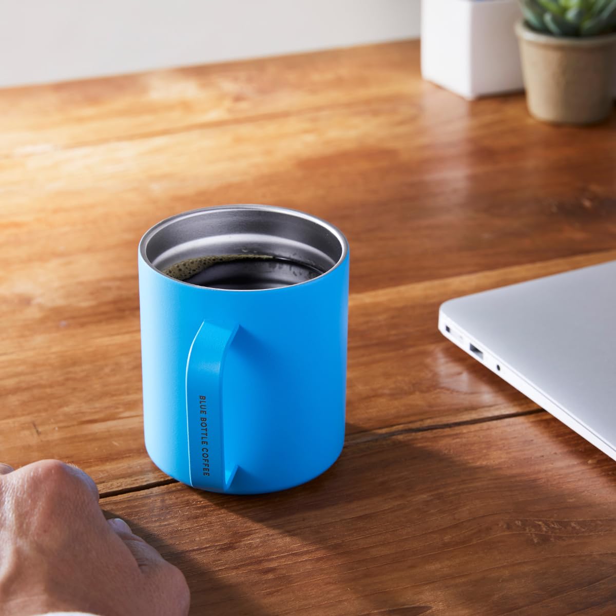 ブルーボトルコーヒー ステンレス鋼 トラベルマグ 350ml 蓋付き 保温 保冷 ブルーボトルコーヒー ステンレス鋼 トラベルマグ 350ml 蓋付き 保温 保冷