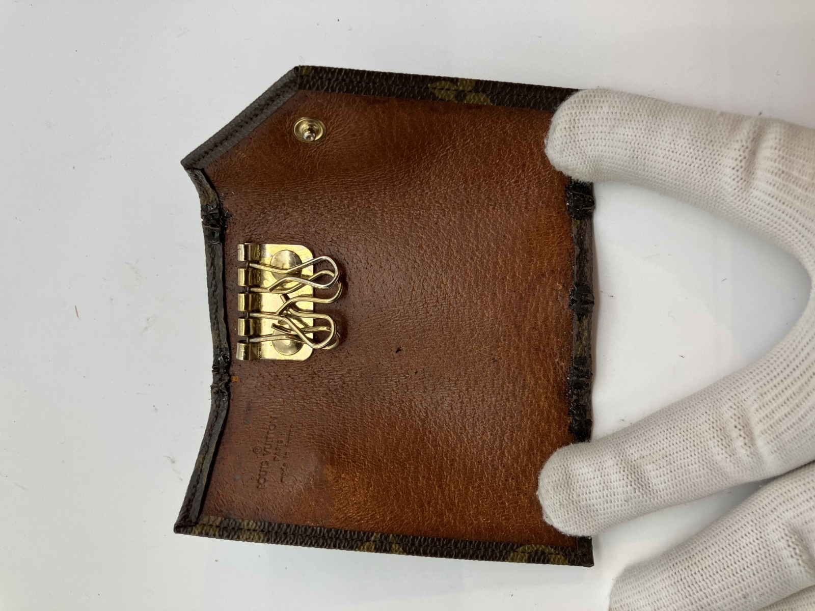 モノグラム　４連ロングキーケース　11×5ｃｍ（ 4.33×1.97 inch）　ブラウン