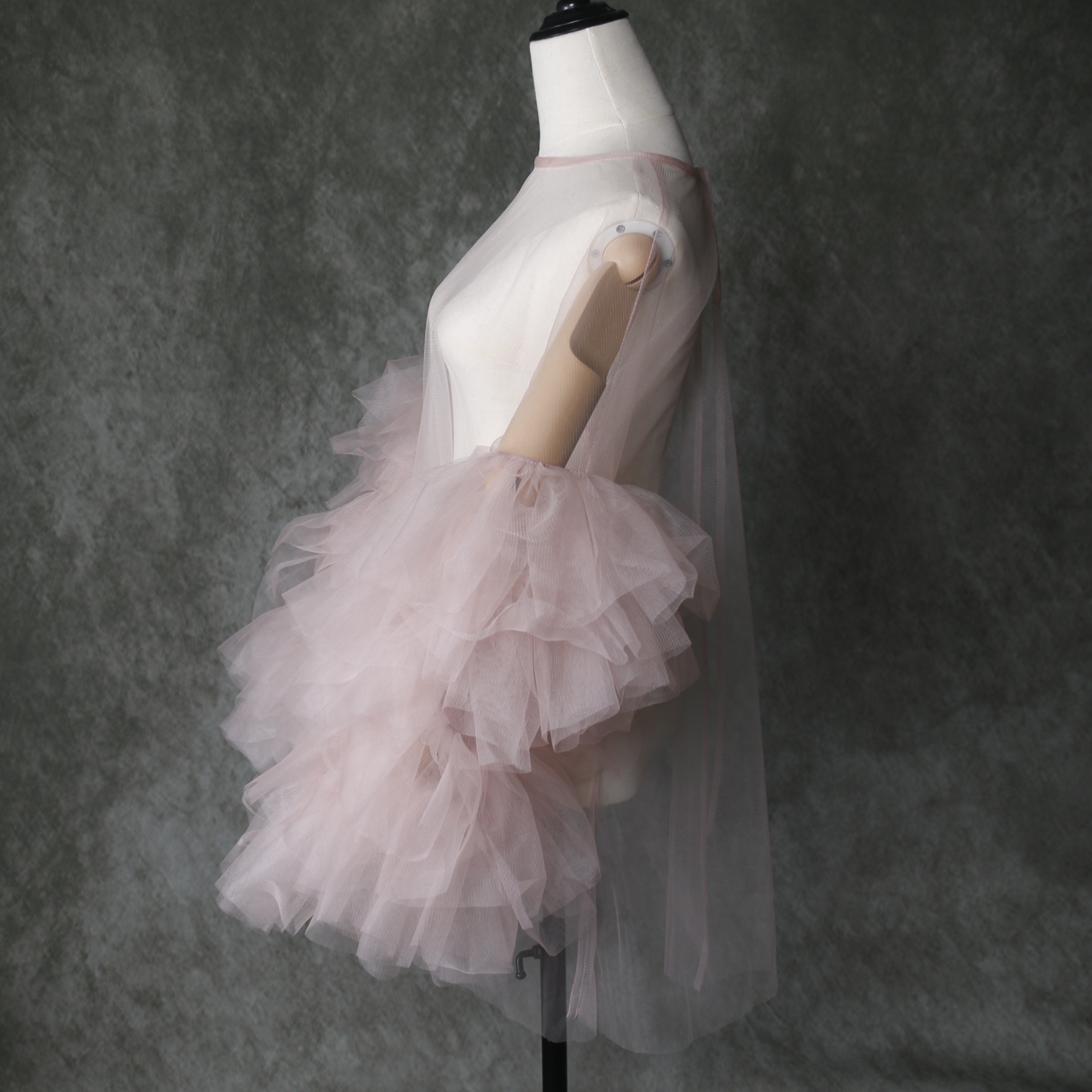 トップス くすみピンク ふわふわ袖 色直し ラッフルフリル オーダーメイド 花嫁 披露宴 トップス くすみピンク ふわふわ袖 色直し ラッフルフリル オーダーメイド 花嫁 披露宴
