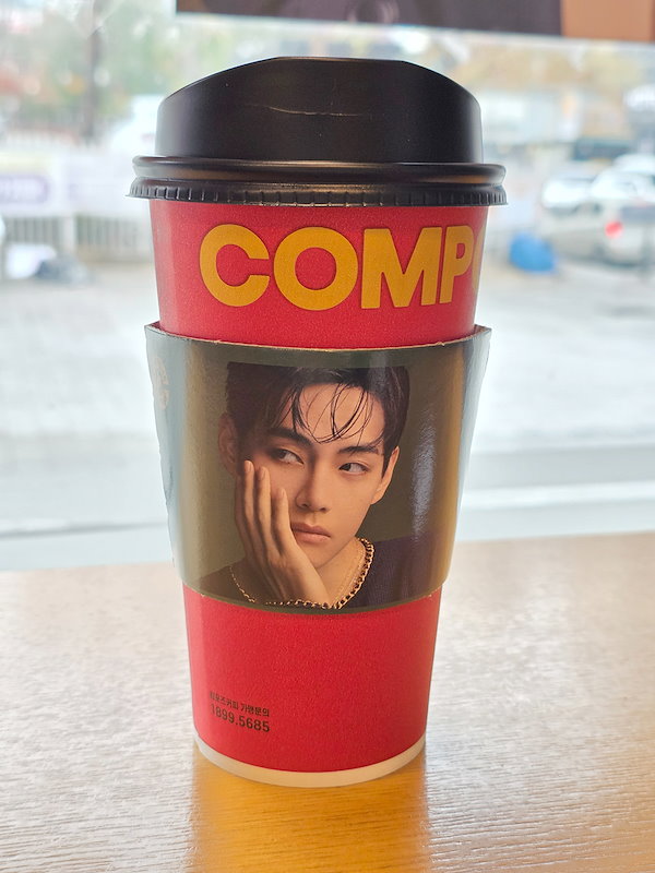 BTS PTD 韓国 上映会 特典 セット チケット タンブラー BTSの韓国の映画館限定で販売されたARMYバケット&タンブラーが日本から