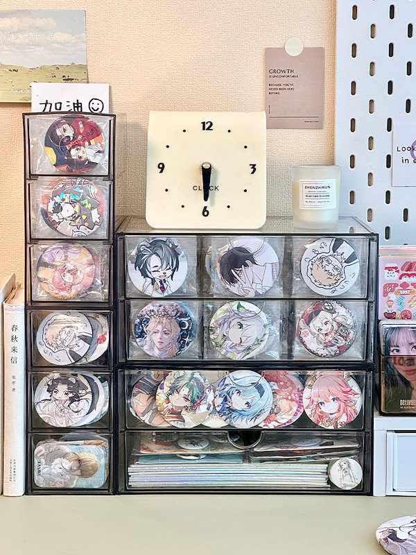 Qoo10] 缶バッチ缶バッジ 収納アクリルバーディス