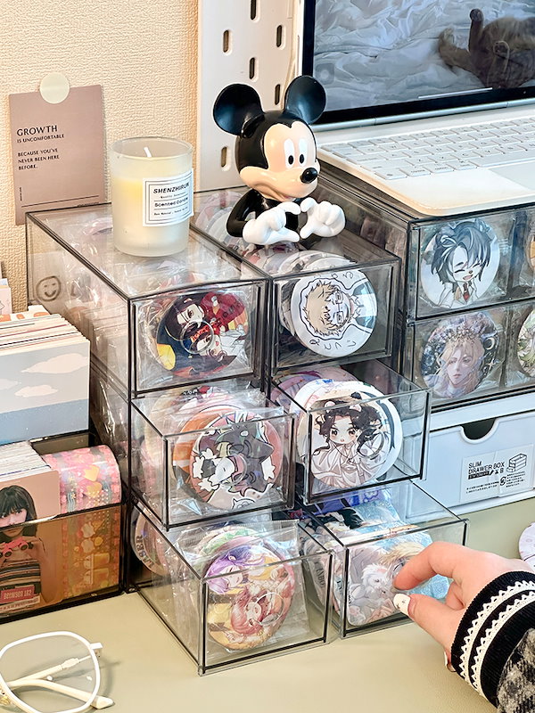 Qoo10] 缶バッチ缶バッジ 収納アクリルバーディス