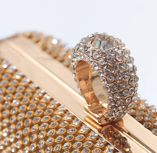 バッグ カバン レディース ショルダー ハンドバッグ 斜めがけ 肩がけ 手持ち クラッチ ディナーバッグ パーティーバッグ クレセントバッグ ハード ダイヤモンド ロック式 大人可愛い きれいめ 上品 バッグ カバン レディース ショルダー ハンドバッグ 斜めがけ 肩がけ 手持ち クラッチ ディナーバッグ パーティーバッグ クレセントバッグ ハード ダイヤモンド ロック式 大人可愛い きれいめ 上品