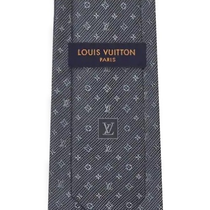 LOUIS VUITTON M70952 ルイヴィトン クラヴァット モノグラム クラシック グレー ネクタイ シルク100% 148/8cm LOUIS VUITTON 純正BOX&リボン LOUIS VUITTON M70952 ルイヴィトン クラヴァット モノグラム クラシック グレー ネクタイ シルク100% 148/8cm LOUIS VUITTON 純正BOX&リボン