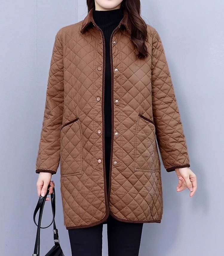 キルティングコート レディース ジャケット コート アウター 上着 膝上 長袖 襟付き スリム 細身 ストレート ポケット 前開き ボタン 大人可愛い きれいめ シンプル 上品 おしゃれ こなれ感