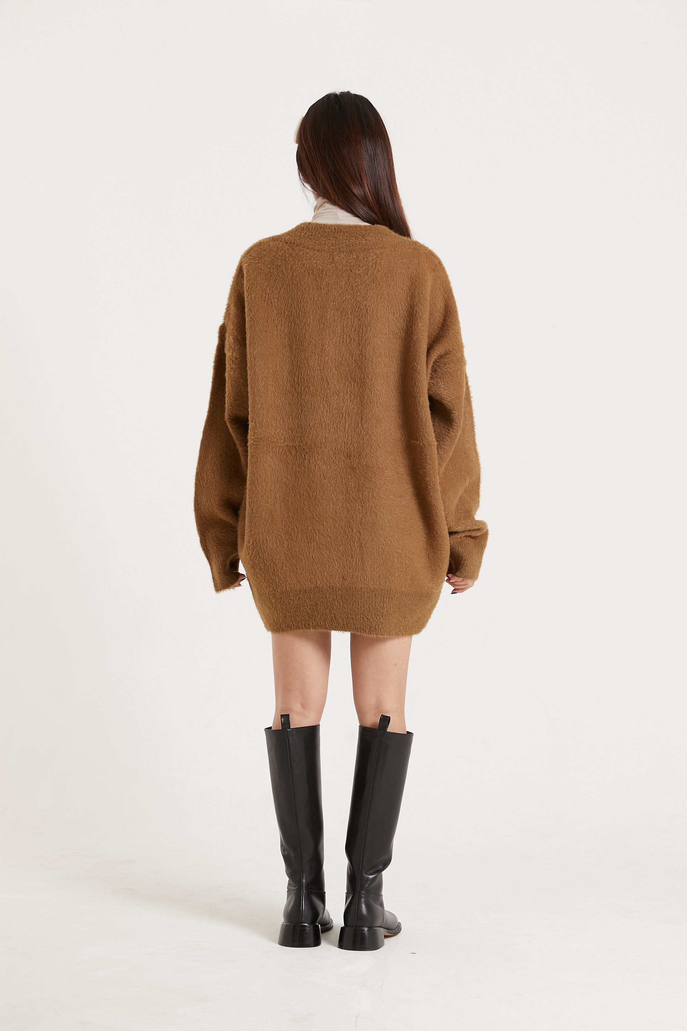 Angora V-neck Knit (アンゴラVネックニット) ニット