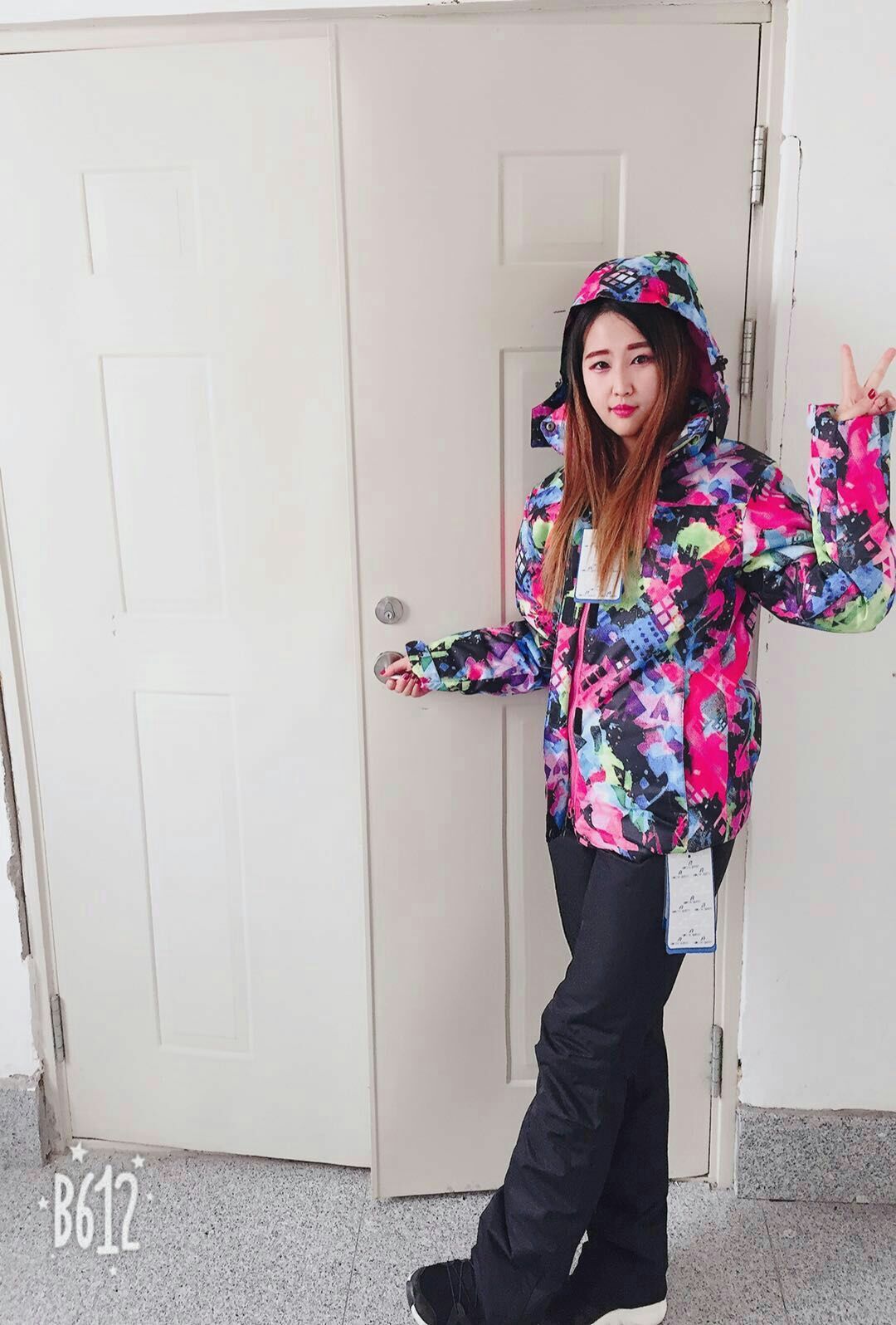 新型スキーヤーパンツ男女シングルボード屋外防風防水で冬の厚手保温綿ズボン男性の取り外しができます