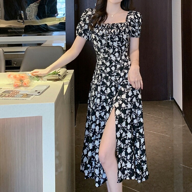 花柄ワンピ パフショルダー 花柄 ワンピース 前スリット バイカラー 半袖 Aライン 黒 ロングワンピース 大人 ミモレ丈 ロング丈 ガーリー きれいめ 食事会 デート 体型カバー 大きいサイズ リゾ 花柄ワンピ パフショルダー 花柄 ワンピース 前スリット バイカラー 半袖 Aライン 黒 ロングワンピース 大人 ミモレ丈 ロング丈 ガーリー きれいめ 食事会 デート 体型カバー 大きいサイズ リゾ