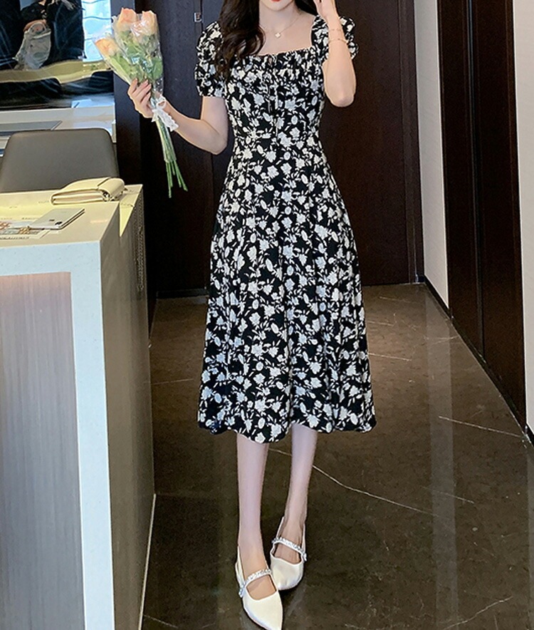 花柄ワンピ パフショルダー 花柄 ワンピース 前スリット バイカラー 半袖 Aライン 黒 ロングワンピース 大人 ミモレ丈 ロング丈 ガーリー きれいめ 食事会 デート 体型カバー 大きいサイズ リゾ 花柄ワンピ パフショルダー 花柄 ワンピース 前スリット バイカラー 半袖 Aライン 黒 ロングワンピース 大人 ミモレ丈 ロング丈 ガーリー きれいめ 食事会 デート 体型カバー 大きいサイズ リゾ