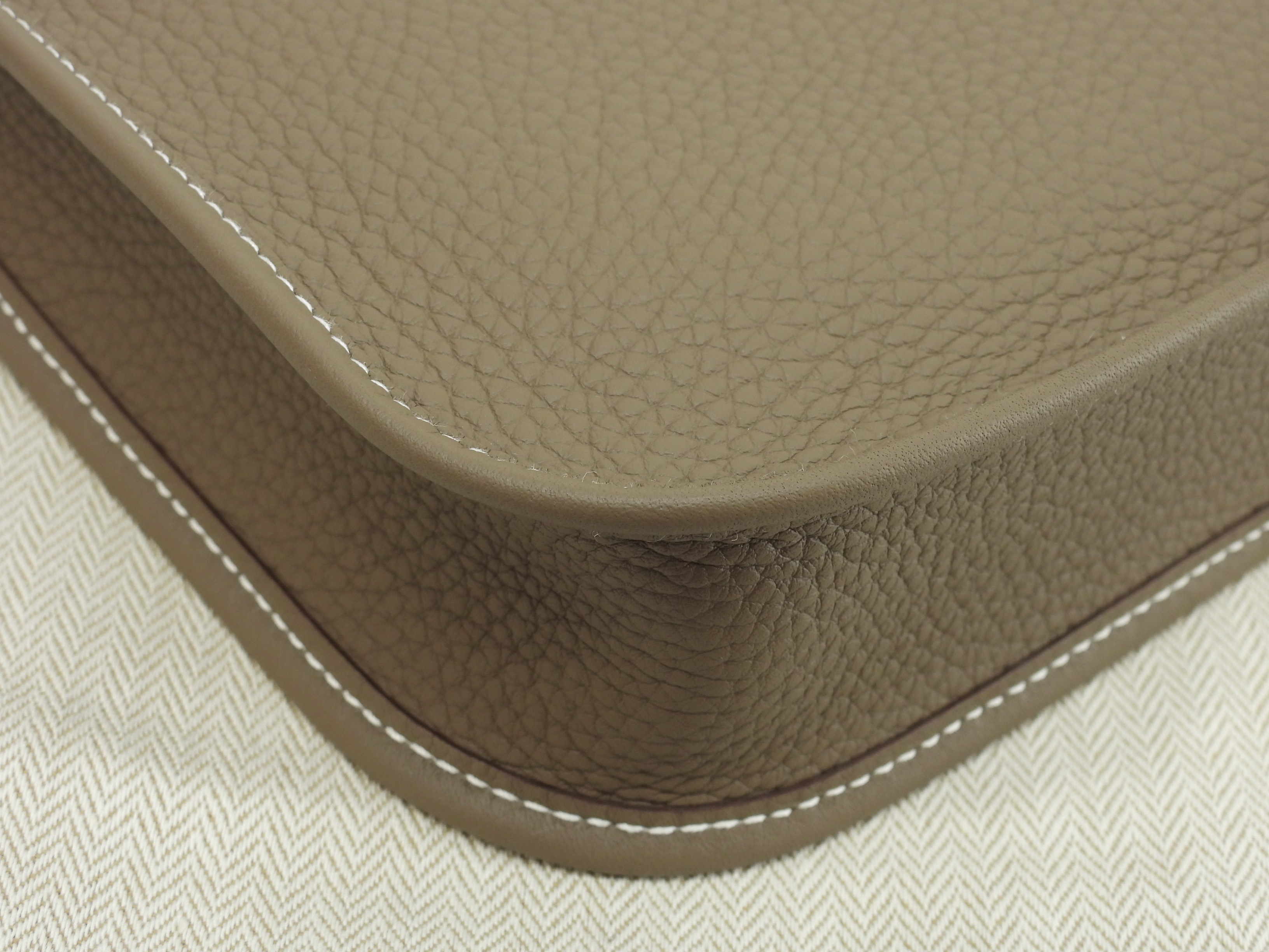 エヴリンTPM トリヨンクレマンス エトープ ポシェットバッグ ゴールド金具 新品@Z 4 エヴリンTPM トリヨンクレマンス エトープ ポシェットバッグ ゴールド金具 新品@Z 4