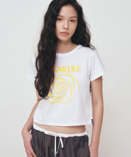 韓国 人気 ロゴTシャツ[NICK&NICOLE] BIG ROSE SLEEVE TOP NICK&NICOLE BIG ROSE SLEEVE TOP