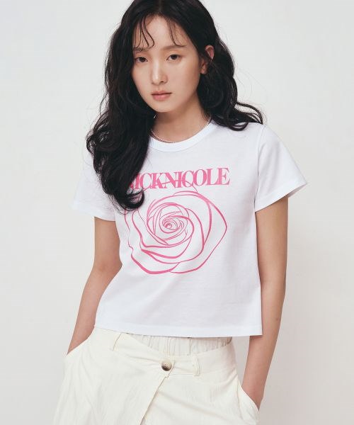 韓国女子 人気 ロゴTシャツ[NICK&NICOLE] BIG ROSE SLEEVE TOP NICK&NICOLE BIG ROSE SLEEVE TOP