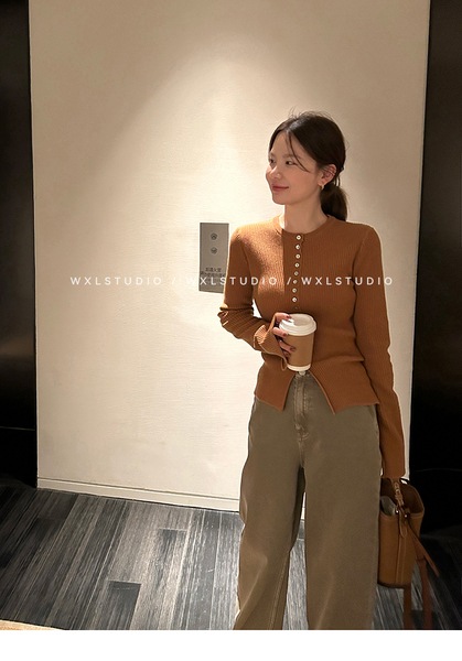 WXLSTUDIO ハンドメイド一列ウールニット長袖 WXLSTUDIO ハンドメイド一列ウールニット長袖
